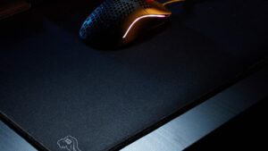 Glorious XL Gaming Mouse Mat / Pad - Stealth Edition- Large