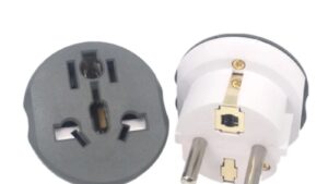Universal EU Plug SOCKET Adapter 16A 250V ; 2 Round Pin Socket For US UA UK To EU Plug SUITABLE FOR LAPTOPS AND SMART ELECTRONICS